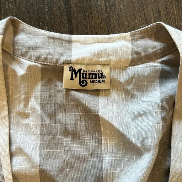 Show me Your MuMu Tie Front Open Gray and White Striped Top Size Medium - Picture 4 of 7
